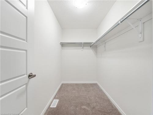 139 Munro Circle, Brantford, ON - Indoor With Storage