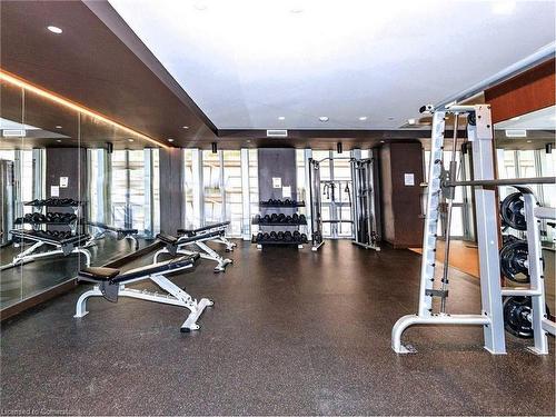 3011-70 Temperance Street Street, Toronto, ON - Indoor Photo Showing Gym Room