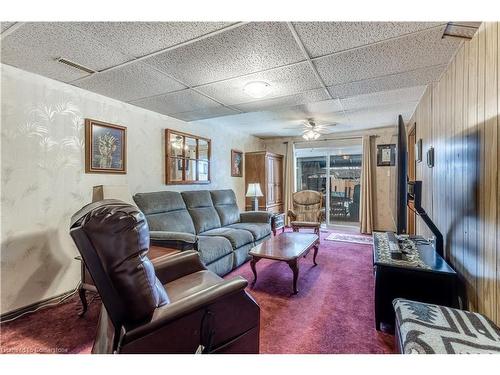 5283 Bromley Road, Burlington, ON - Indoor Photo Showing Living Room