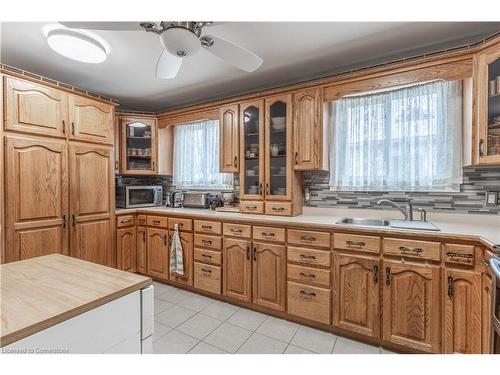 5283 Bromley Road, Burlington, ON - Indoor Photo Showing Kitchen