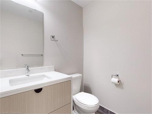 416-555 William Graham Drive Drive, Aurora, ON - Indoor Photo Showing Bathroom