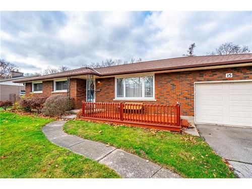 15 Colbeck Drive, Welland, ON - Outdoor