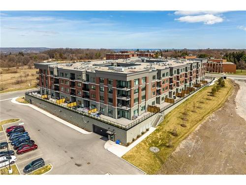 403-1 Redfern Avenue, Hamilton, ON - Outdoor With View