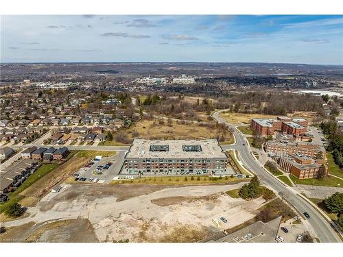 403-1 Redfern Avenue, Hamilton, ON - Outdoor With View