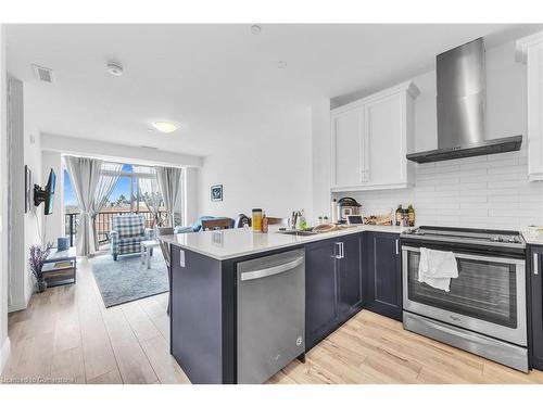 403-1 Redfern Avenue, Hamilton, ON - Indoor Photo Showing Kitchen With Double Sink With Upgraded Kitchen