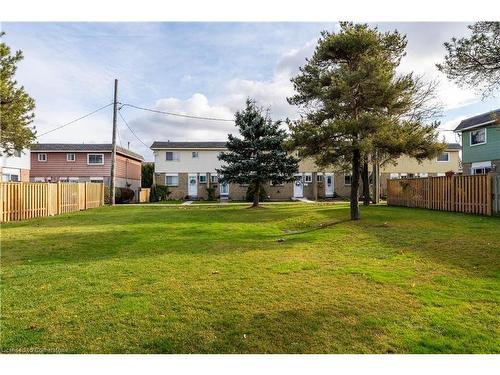 M-25 Bryna Avenue, Hamilton, ON - Outdoor With Backyard