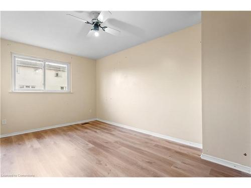 M-25 Bryna Avenue, Hamilton, ON - Indoor Photo Showing Other Room