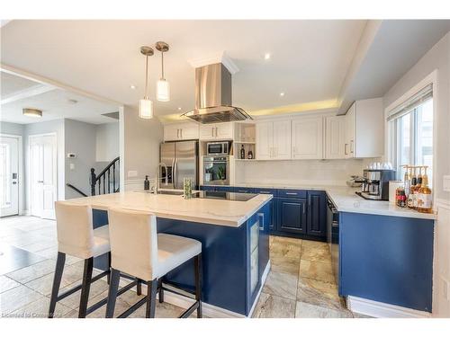 191 Williamson Drive, Caledonia, ON - Indoor Photo Showing Kitchen With Stainless Steel Kitchen With Double Sink With Upgraded Kitchen