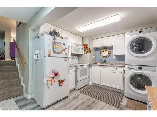 39 Morgan Road, Hamilton, ON - Indoor Photo Showing Laundry Room