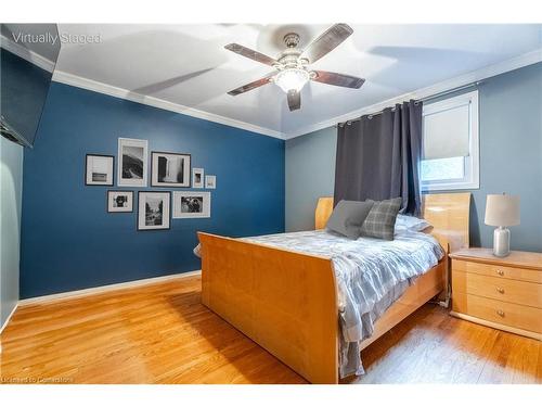 39 Morgan Road, Hamilton, ON - Indoor Photo Showing Bedroom