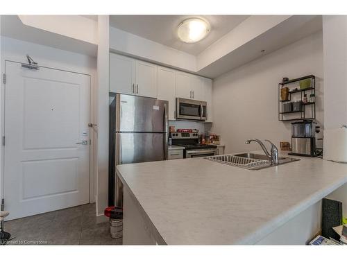 703-81 Robinson Street, Hamilton, ON - Indoor Photo Showing Kitchen With Stainless Steel Kitchen With Double Sink