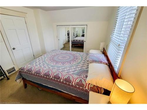 67 Tragina Avenue S, Hamilton, ON - Indoor Photo Showing Bedroom