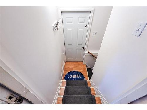 67 Tragina Avenue S, Hamilton, ON - Indoor Photo Showing Other Room