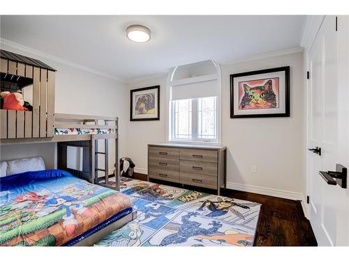 18 Elder Crescent, Ancaster, ON - Indoor Photo Showing Bedroom