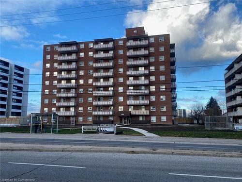 607-851 Queenston Road, Stoney Creek, ON - Outdoor With Facade