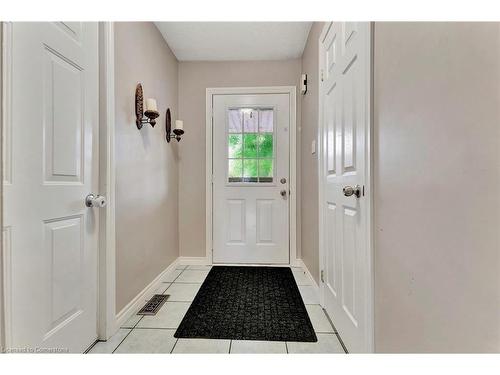 59-30 Braemar Avenue, Caledonia, ON - Indoor Photo Showing Kitchen With Double Sink