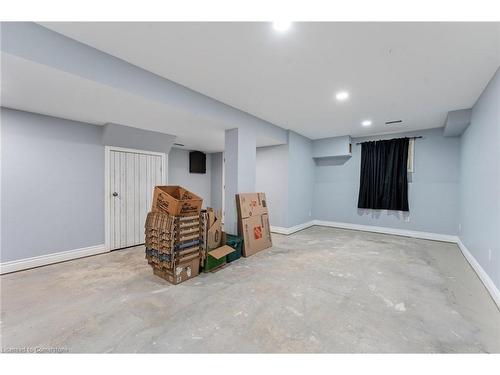 59-30 Braemar Avenue, Caledonia, ON - Indoor Photo Showing Laundry Room