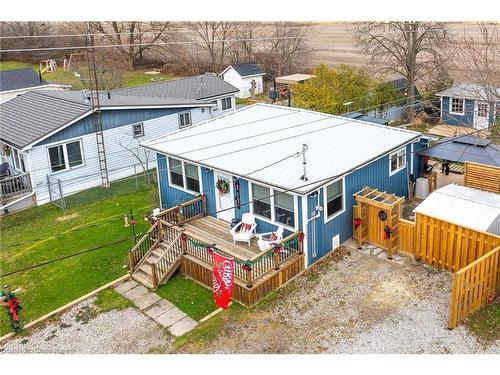 10 11Th Street, Selkirk, ON - Outdoor With Deck Patio Veranda