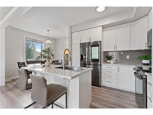 187-1890 Rymal Road E, Hamilton, ON - Indoor Photo Showing Kitchen With Double Sink With Upgraded Kitchen