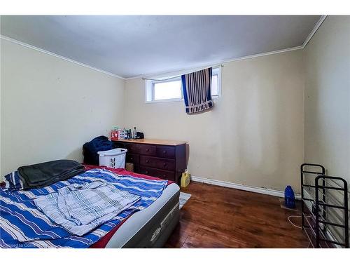 160 Bendamere Avenue, Hamilton, ON - Indoor Photo Showing Bedroom