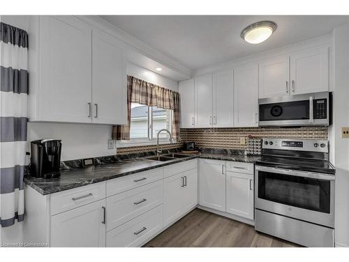 4791 Bellrock Road, Verona, ON - Indoor Photo Showing Kitchen With Double Sink