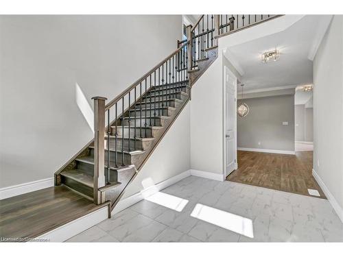 22 Roselawn Avenue, Ancaster, ON - Indoor Photo Showing Other Room