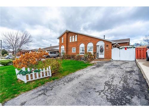 51 Leggett Crescent, Hamilton, ON - Outdoor