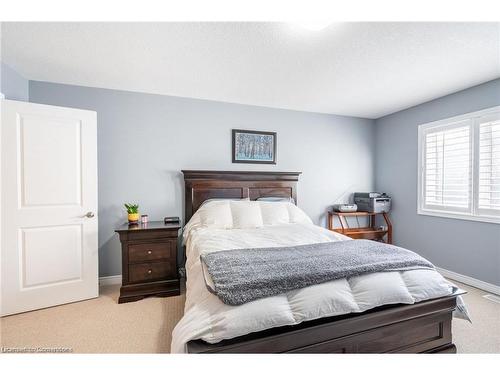 135 Kinsman Drive, Binbrook, ON - Indoor Photo Showing Bedroom