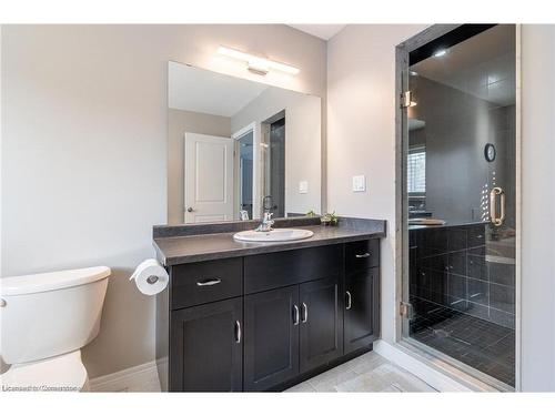 135 Kinsman Drive, Binbrook, ON - Indoor Photo Showing Bathroom