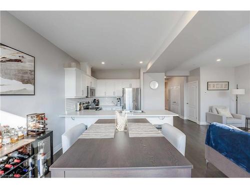 41 Corbin Street, St. Catharines, ON - Indoor Photo Showing Kitchen