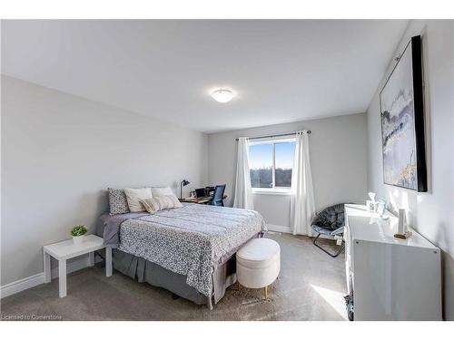 41 Corbin Street, St. Catharines, ON - Indoor Photo Showing Bedroom