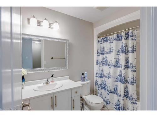 41 Corbin Street, St. Catharines, ON - Indoor Photo Showing Bathroom