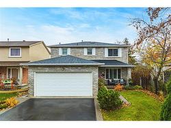 145 Dragoon Drive  Hamilton, ON L9B 2C9