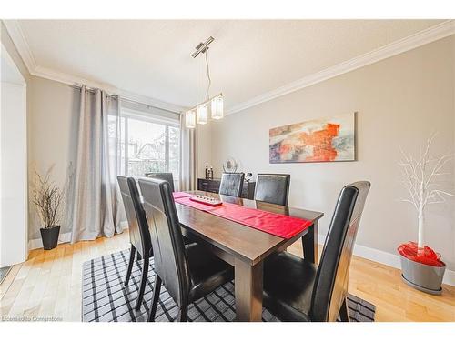 145 Dragoon Drive, Hamilton, ON - Indoor Photo Showing Dining Room