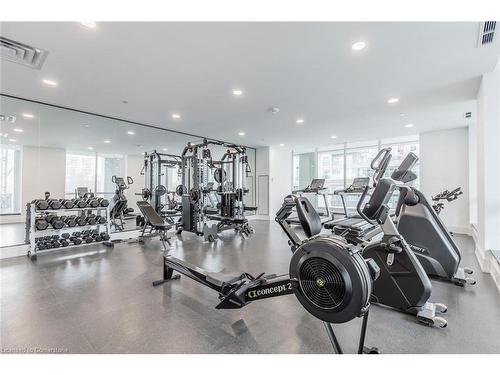 606-2060 Lakeshore Road, Burlington, ON - Indoor Photo Showing Gym Room