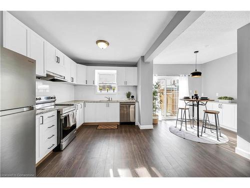 14 Keith Street, Hamilton, ON - Indoor Photo Showing Kitchen With Upgraded Kitchen