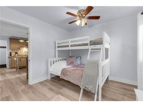 10584 Woodland Drive, Wainfleet, ON - Indoor Photo Showing Bedroom