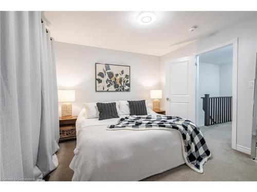 149-1890 Rymal Road E, Stoney Creek, ON - Indoor Photo Showing Bedroom