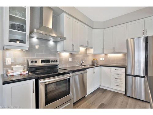 1 Garlent Avenue, Ancaster, ON - Indoor Photo Showing Kitchen With Upgraded Kitchen