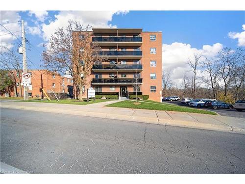 53-2373 King Street E, Hamilton, ON - Outdoor With Balcony