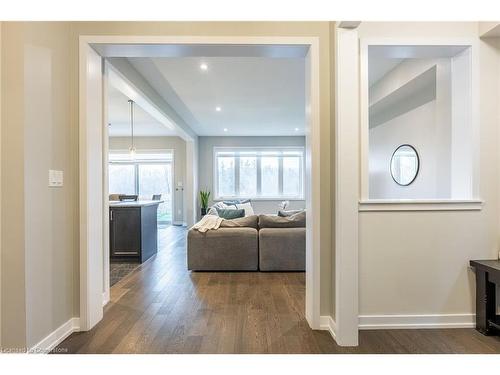 48 Hawick Crescent Crescent, Caledonia, ON - Indoor Photo Showing Living Room