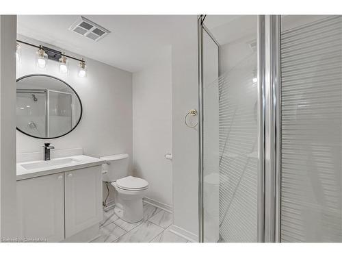 A204-216 Plains Road W, Burlington, ON - Indoor Photo Showing Bathroom