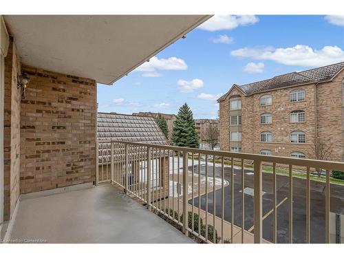 A204-216 Plains Road W, Burlington, ON - Outdoor With Balcony With Exterior