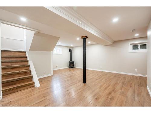 207 East 33Rd Street, Hamilton, ON - Indoor