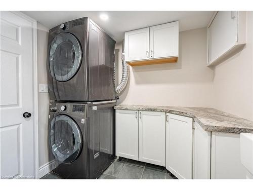 207 East 33Rd Street, Hamilton, ON - Indoor Photo Showing Laundry Room