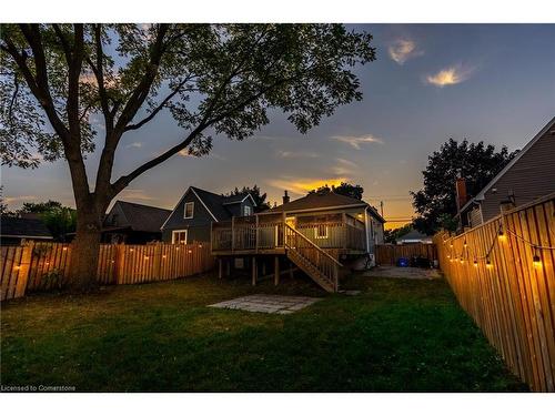 207 East 33Rd Street, Hamilton, ON - Outdoor With Deck Patio Veranda