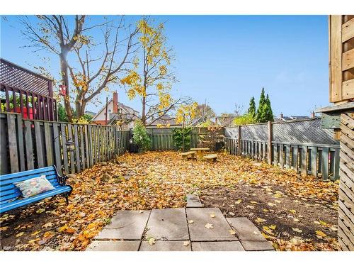 21 Sunset Avenue, Hamilton, ON - Indoor Photo Showing Other Room