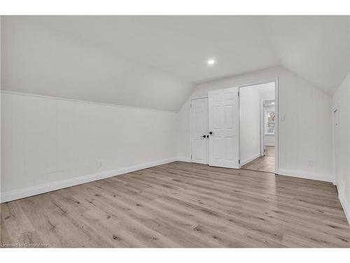 555 Upper Sherman Avenue, Hamilton, ON - Indoor Photo Showing Other Room