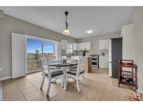 20 Dolomiti Court, Hannon, ON - Indoor Photo Showing Dining Room