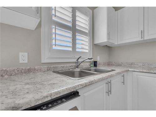 20 Dolomiti Court, Hannon, ON - Indoor Photo Showing Kitchen With Double Sink